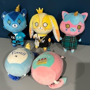 Funneh and the Krew Plushies